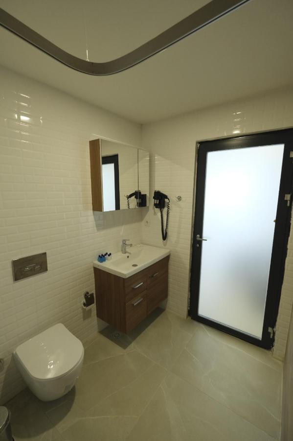 Tut Hotel Antalya Zewnętrze zdjęcie