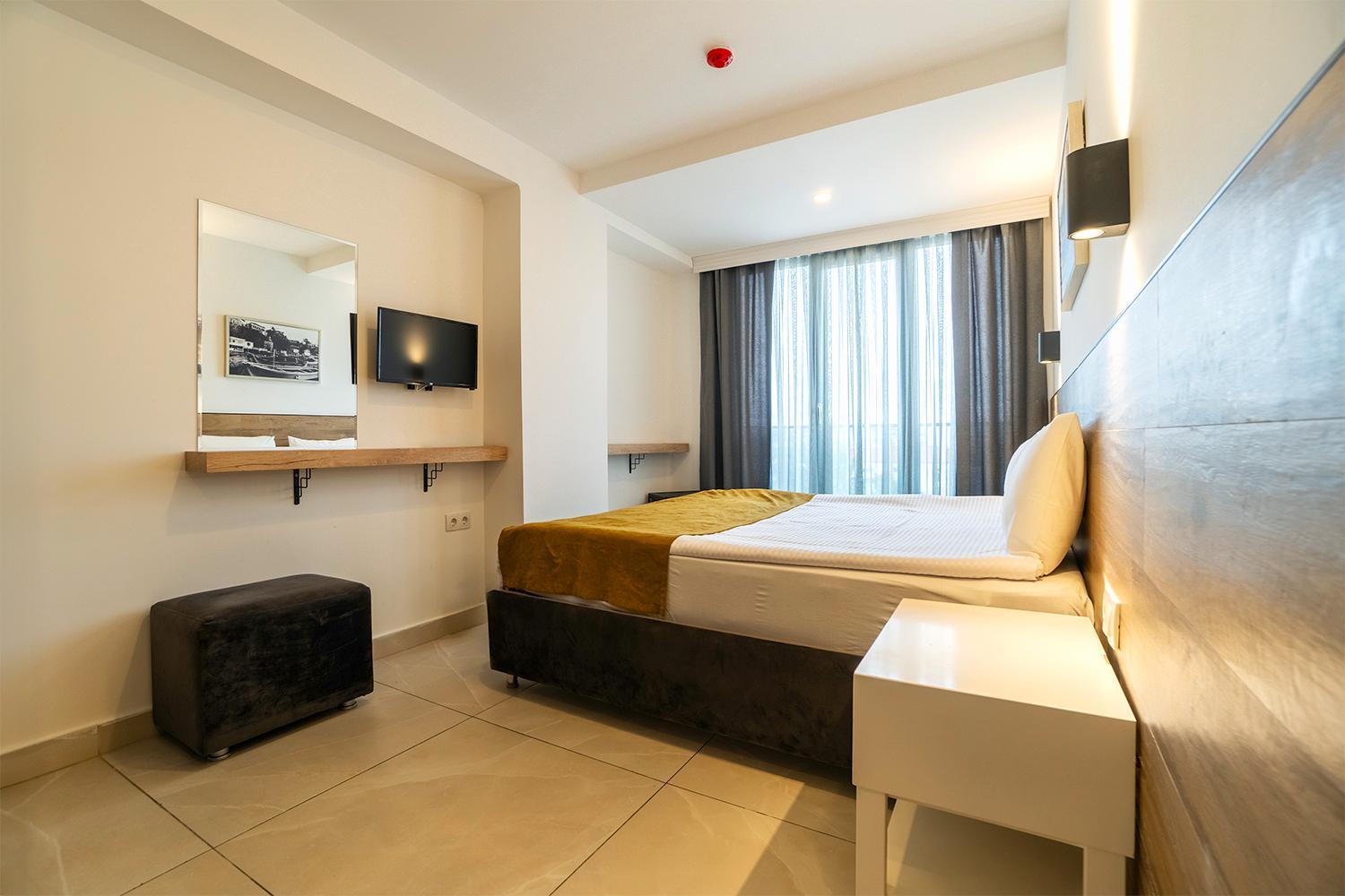 Tut Hotel Antalya Zewnętrze zdjęcie